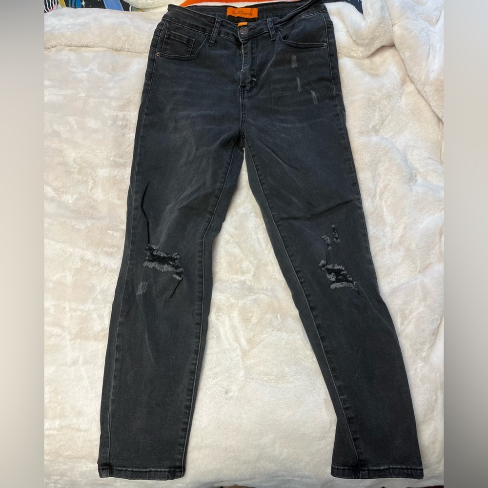 black skinny jeans